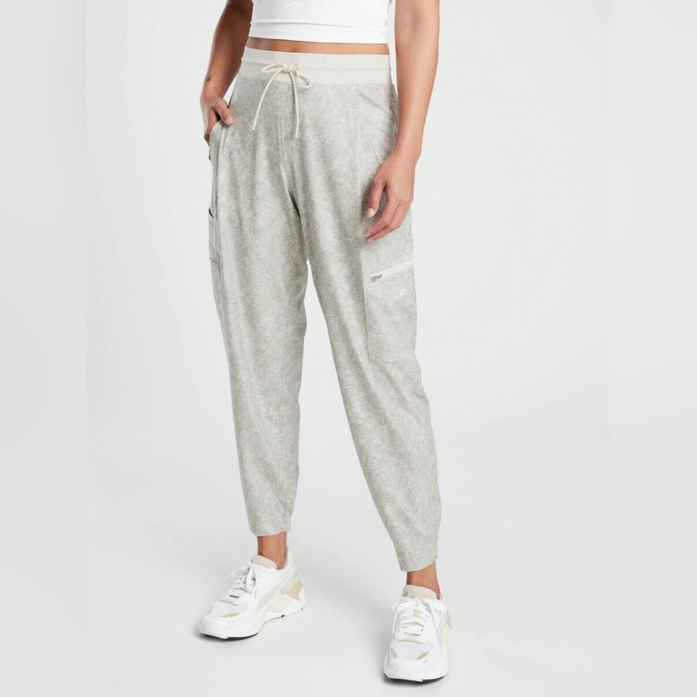 Athleta Venture Printed Pant Viper Grey Jogger size 4